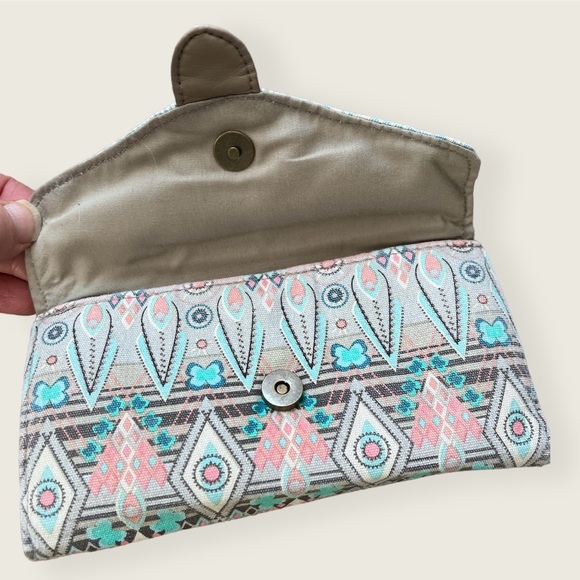 Boho western wallet NWOT - Picture 3 of 5